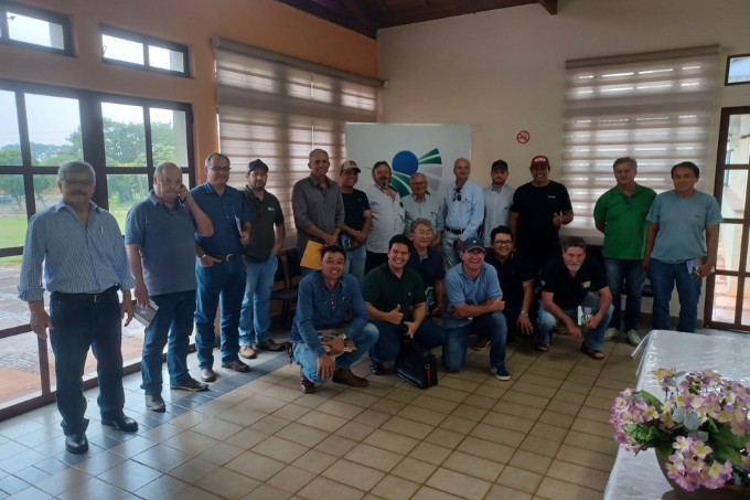 Treinamento para produtores de Algodão  Safra 2023/2024 no IDR/Emater/Iapar em Londrina Pr.